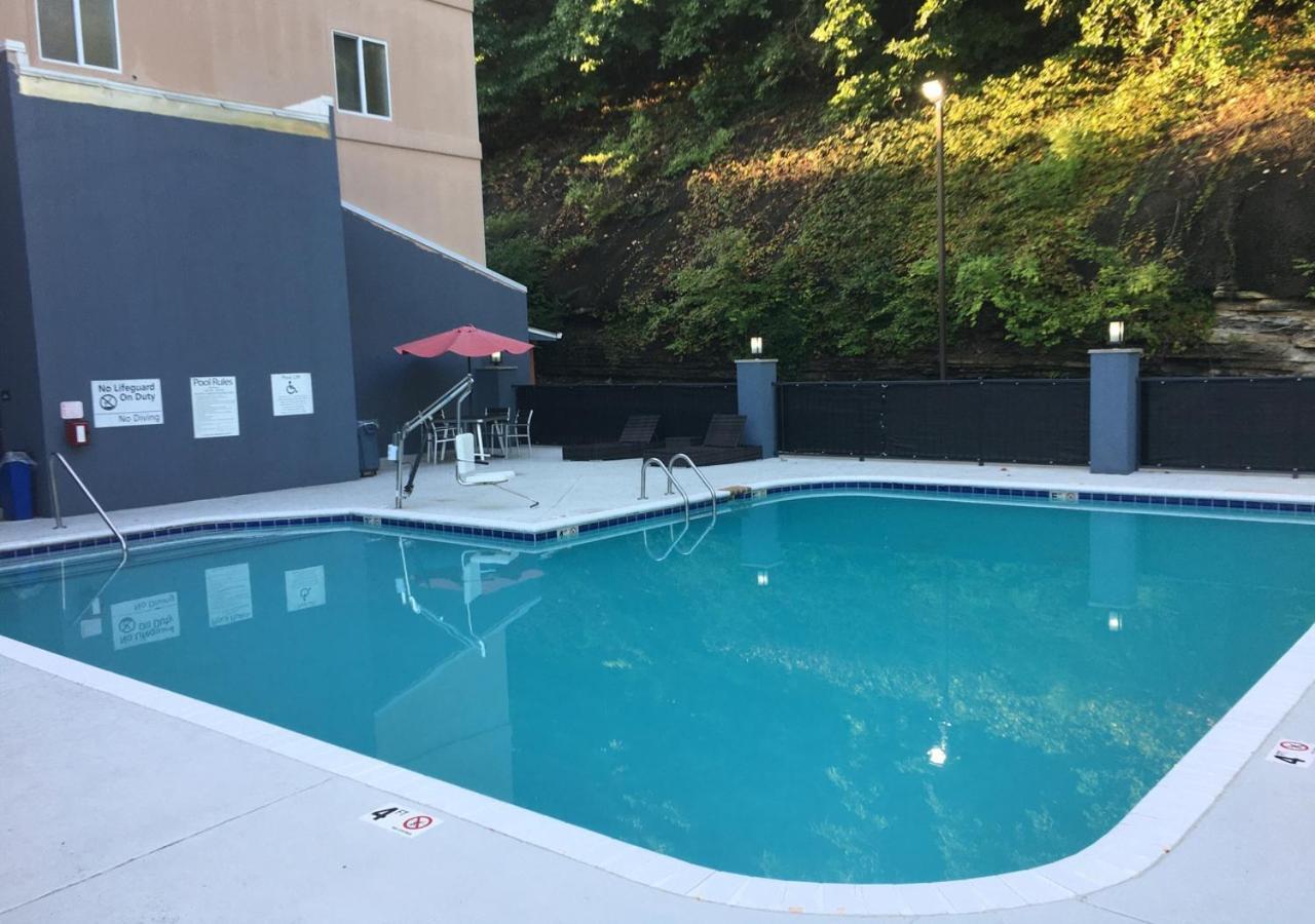 Comfort Suites Nashville Airport - Bna Екстер'єр фото