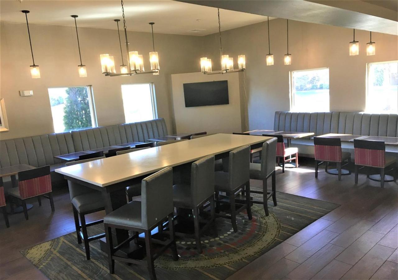 Comfort Suites Nashville Airport - Bna Екстер'єр фото