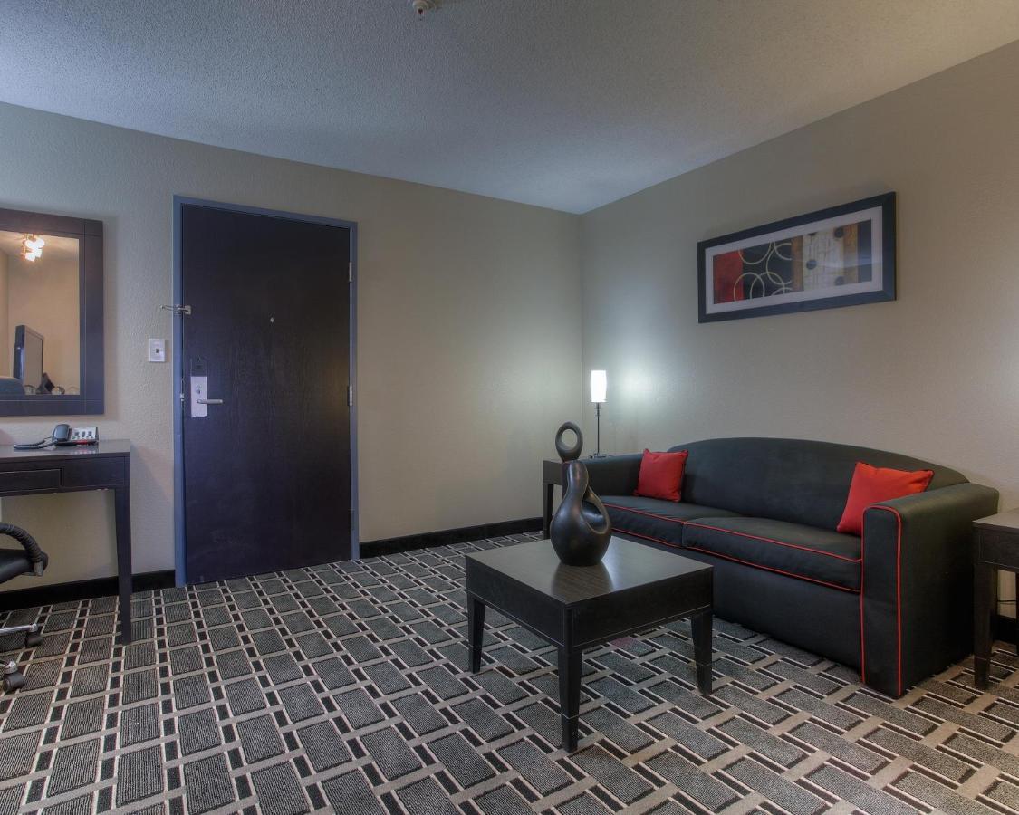 Comfort Suites Nashville Airport - Bna Номер фото